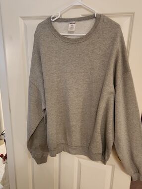 Champion Light Heather Gray Pullover Sweatshirt
